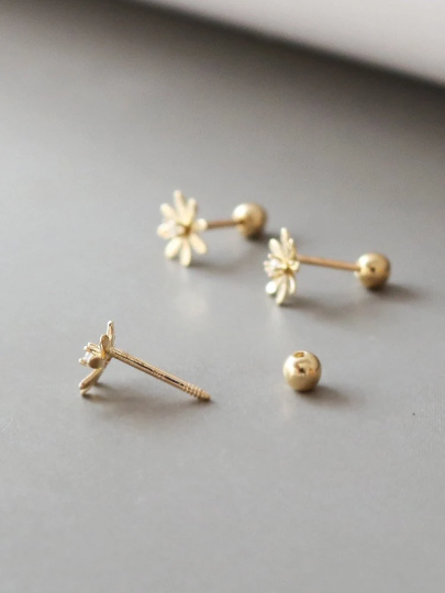 14K Solid Gold Dainty Daisy Floral Stud Earrings, Real Gold Screw Back Earrings, Flower Earrings, Minimalism Gold Stud, Gift For Her